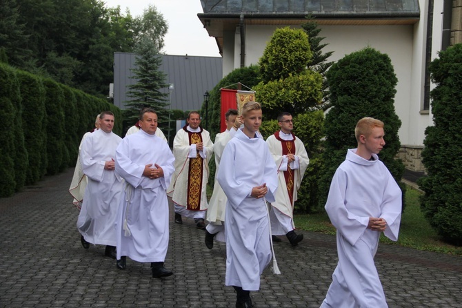 Krużlowa. Rozpoczęcie odpustu ku czci Przemienienia Pańskiego