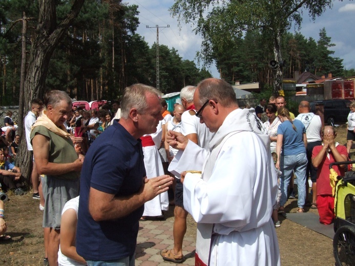 74. Piesza Rybnicka Pielgrzymka - postój w Miotku