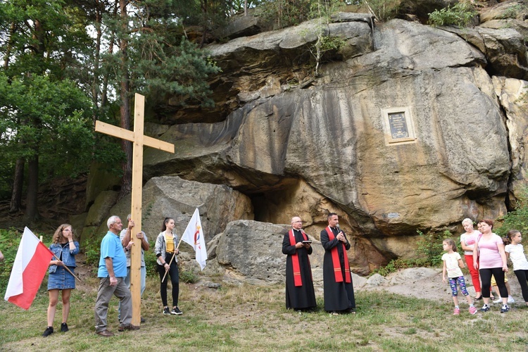 Droga Krzyżowa w Skamieniałym Mieście