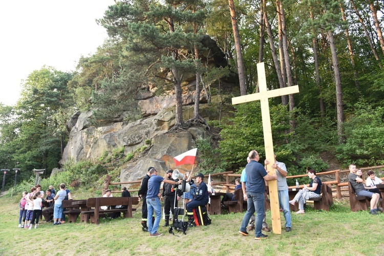 Droga Krzyżowa w Skamieniałym Mieście