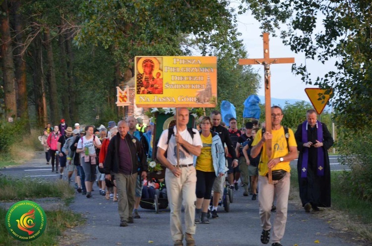 Dzień 3. PPDŚ: Zwrócowa-Bobolice-Przeworno