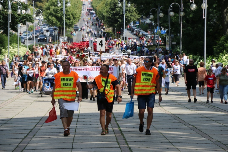 74. Piesza Rybnicka Pielgrzymka. Pątnicy u celu