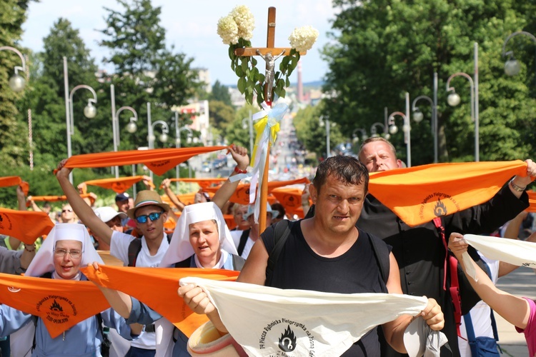 74. Piesza Rybnicka Pielgrzymka. Pątnicy u celu