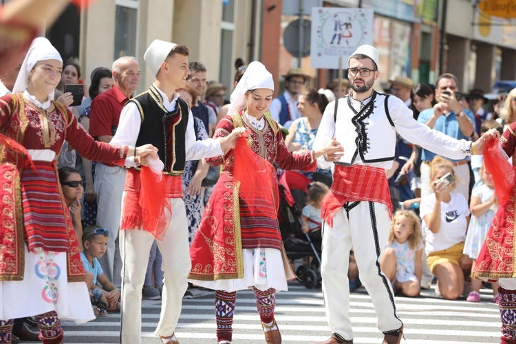 56. Tydzień Kultury Beskidzkiej - korowód na ulicach Żywca - 2019