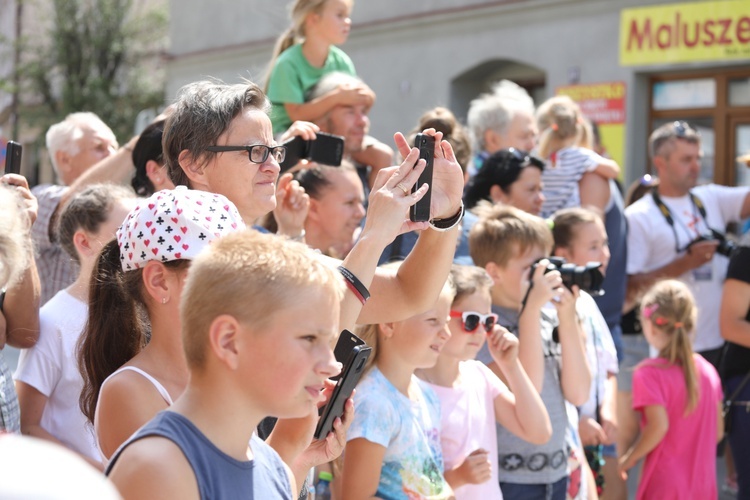 56. Tydzień Kultury Beskidzkiej - korowód na ulicach Żywca - 2019