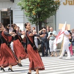 56. Tydzień Kultury Beskidzkiej - korowód na ulicach Żywca - 2019