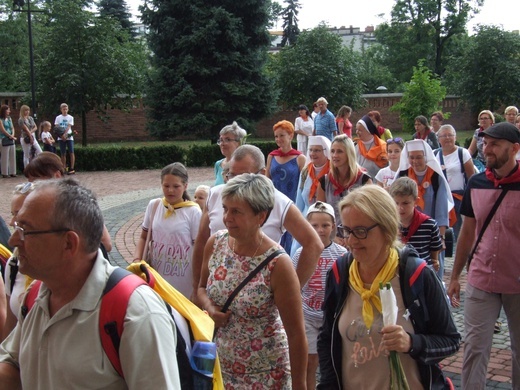 74. Rybnicka Pielgrzymka - powitanie w bazylice