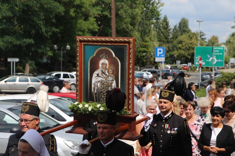 Mikołów. I rocznica koronacji Matki Bożej