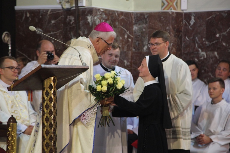 Mikołów. I rocznica koronacji Matki Bożej