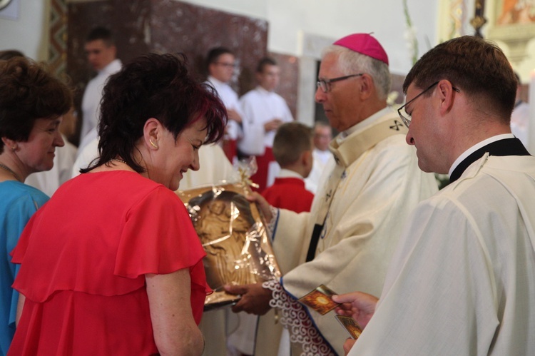 Mikołów. I rocznica koronacji Matki Bożej