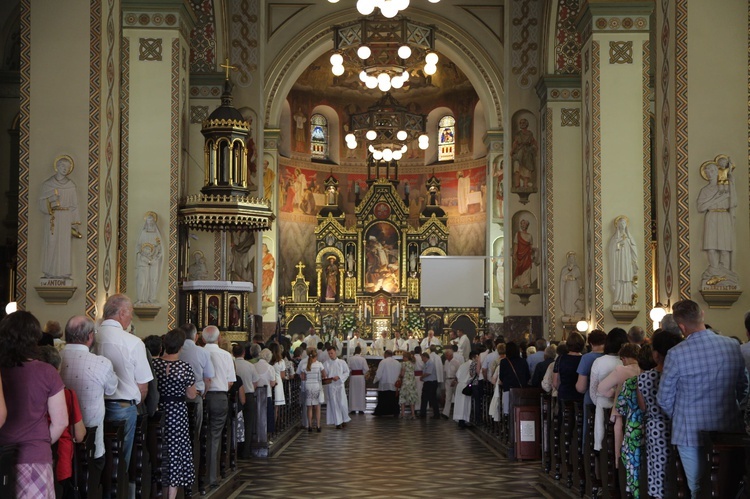 Mikołów. I rocznica koronacji Matki Bożej