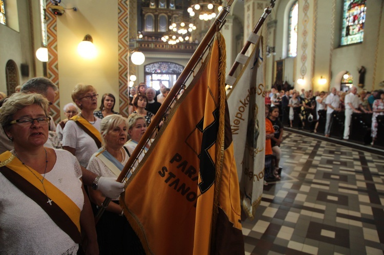 Mikołów. I rocznica koronacji Matki Bożej