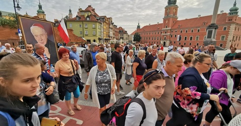 Kard. Nycz: Módlcie się o beatyfikację kard. Wyszyńskiego, by za rok za nią dziękować