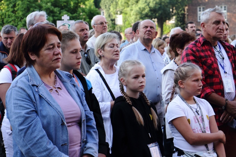 Wyjście 39. Pieszej Pielgrzymki Krakowskiej na Jasną Górę