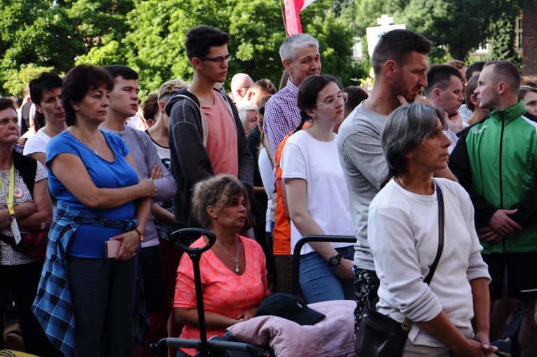 Wyjście 39. Pieszej Pielgrzymki Krakowskiej na Jasną Górę