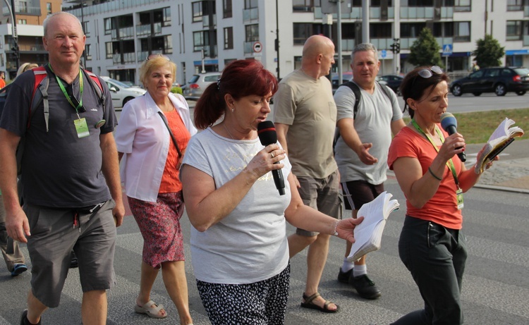 Świątynia Opatrzności Bożej na trasie "siedemnastek"