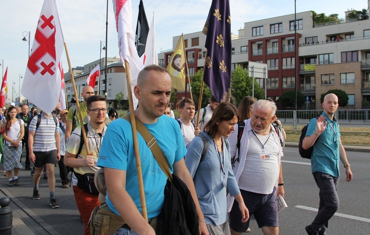 Świątynia Opatrzności Bożej na trasie "siedemnastek"