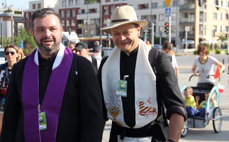 Świątynia Opatrzności Bożej na trasie "siedemnastek"