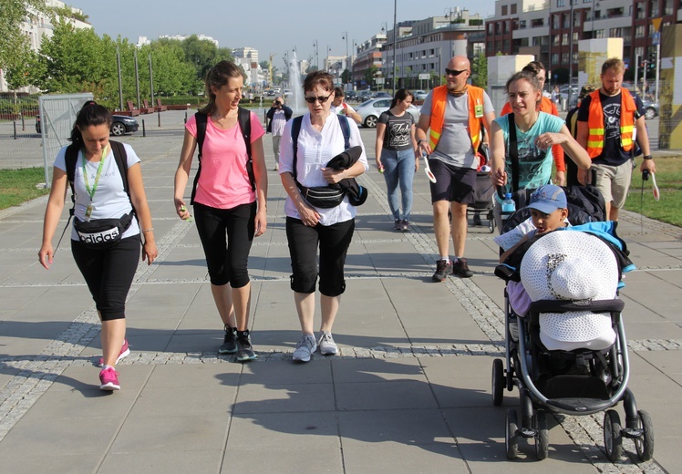 Świątynia Opatrzności Bożej na trasie "siedemnastek"