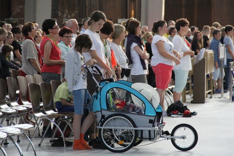 Świątynia Opatrzności Bożej na trasie "siedemnastek"