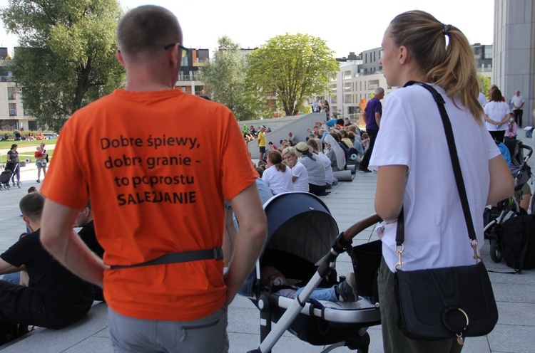 Świątynia Opatrzności Bożej na trasie "siedemnastek"