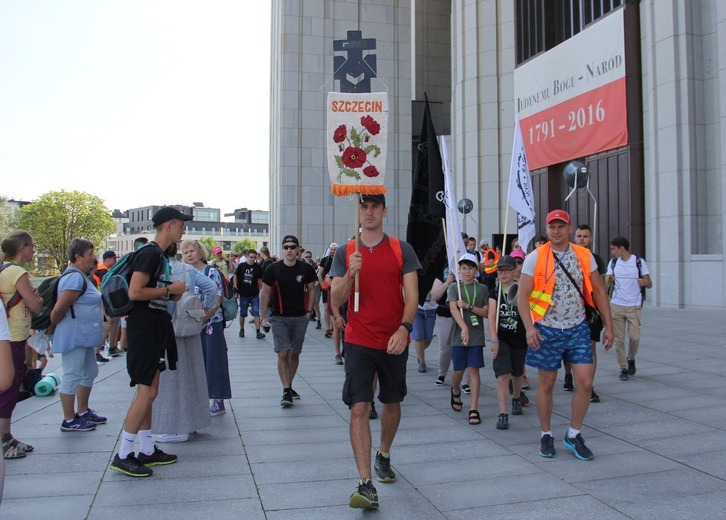 Świątynia Opatrzności Bożej na trasie "siedemnastek"