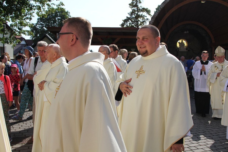 28. Piesza Pielgrzymka Bielsko-Żywiecka na Jasną Górę - Msza św. w Hałcnowie - 2019