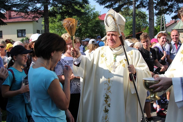 28. Piesza Pielgrzymka Bielsko-Żywiecka na Jasną Górę - Msza św. w Hałcnowie - 2019