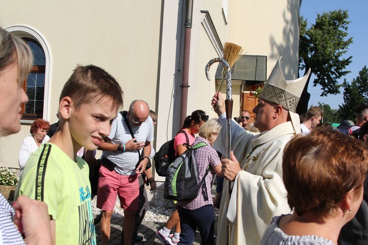 28. Piesza Pielgrzymka Bielsko-Żywiecka na Jasną Górę - Msza św. w Hałcnowie - 2019