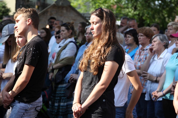 28. Piesza Pielgrzymka Bielsko-Żywiecka na Jasną Górę - Msza św. w Hałcnowie - 2019