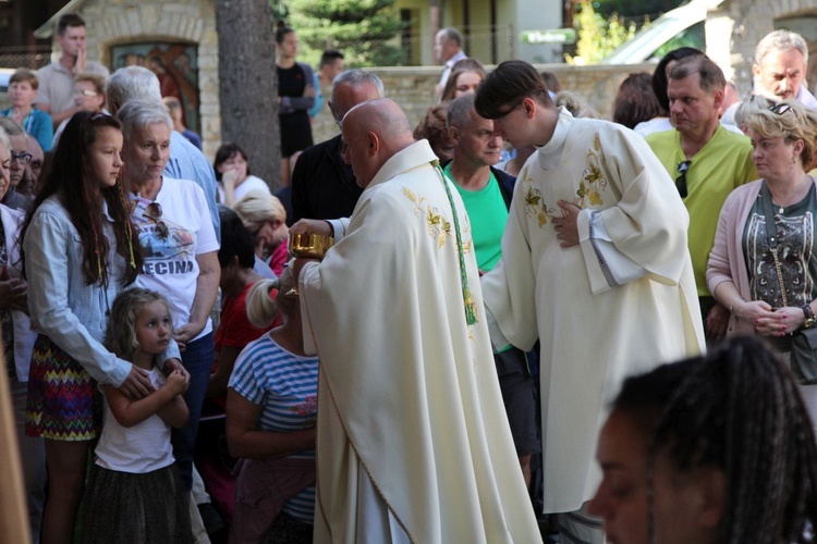 28. Piesza Pielgrzymka Bielsko-Żywiecka na Jasną Górę - Msza św. w Hałcnowie - 2019