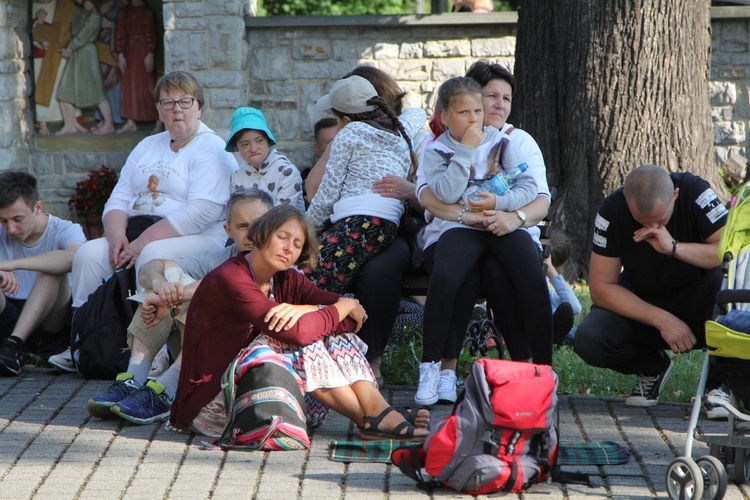 28. Piesza Pielgrzymka Bielsko-Żywiecka na Jasną Górę - Msza św. w Hałcnowie - 2019