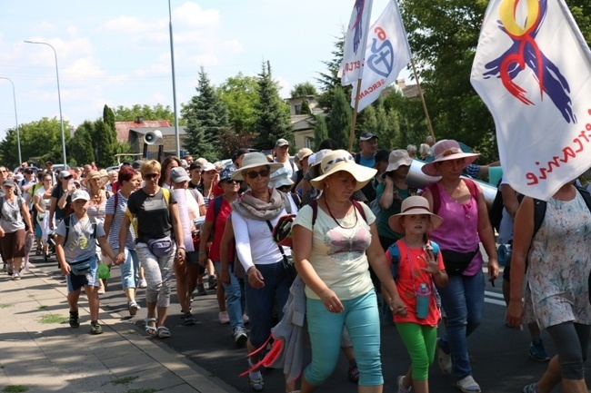 Wyjście pielgrzymki diecezji radomskiej cz. 2