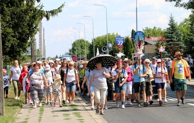 Wyjście pielgrzymki diecezji radomskiej cz. 2