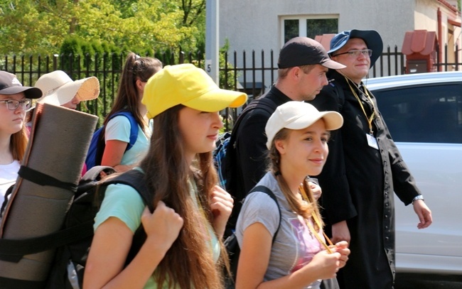 Wyjście pielgrzymki diecezji radomskiej cz. 2