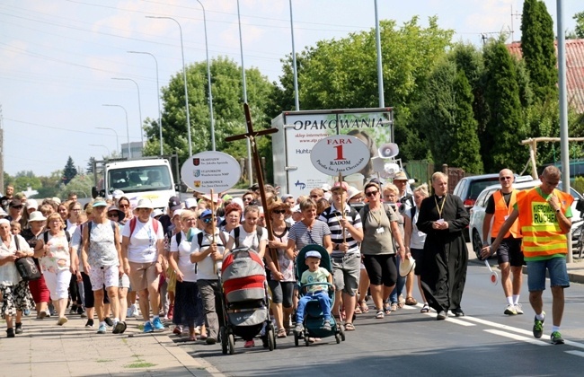 Wyjście pielgrzymki diecezji radomskiej cz. 2