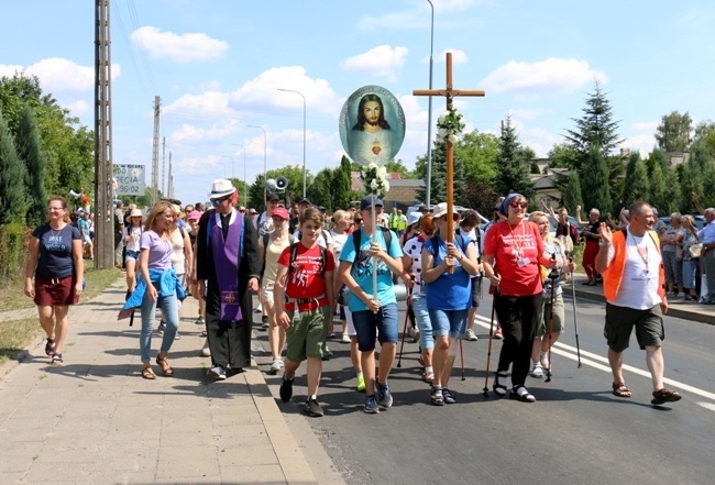 Wyjście pielgrzymki diecezji radomskiej cz. 2