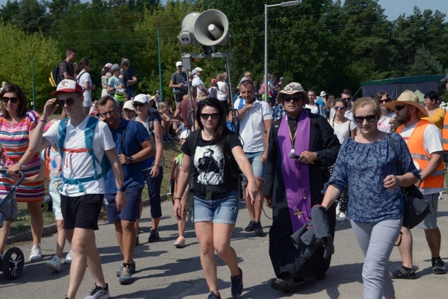 Wyjście pielgrzymki diecezji radomskiej cz. 2