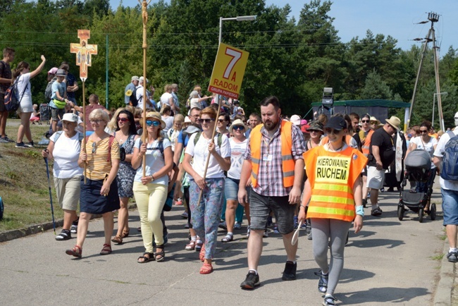 Wyjście pielgrzymki diecezji radomskiej cz. 2