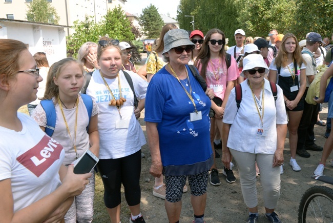 Wyjście pielgrzymki diecezji radomskiej cz. 2