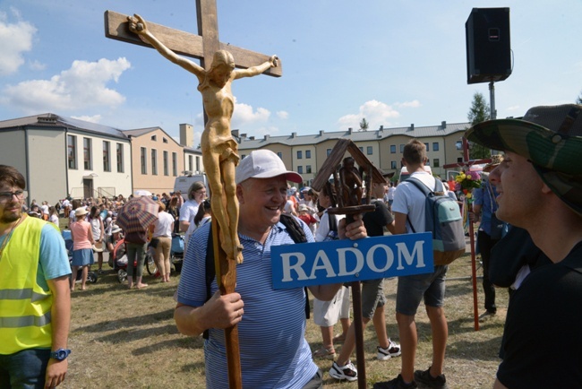 Wyjście pielgrzymki diecezji radomskiej cz. 1