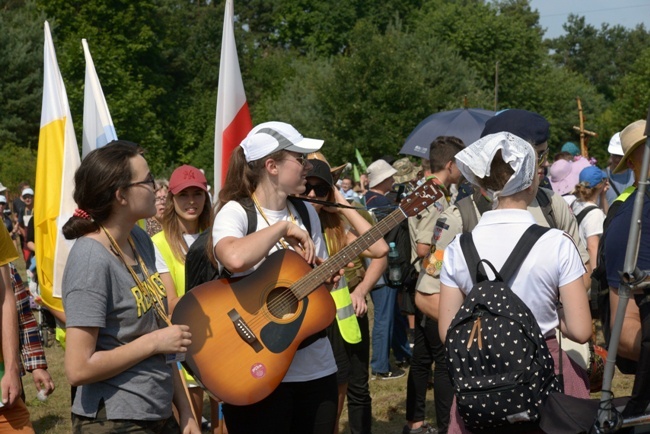 Wyjście pielgrzymki diecezji radomskiej cz. 1