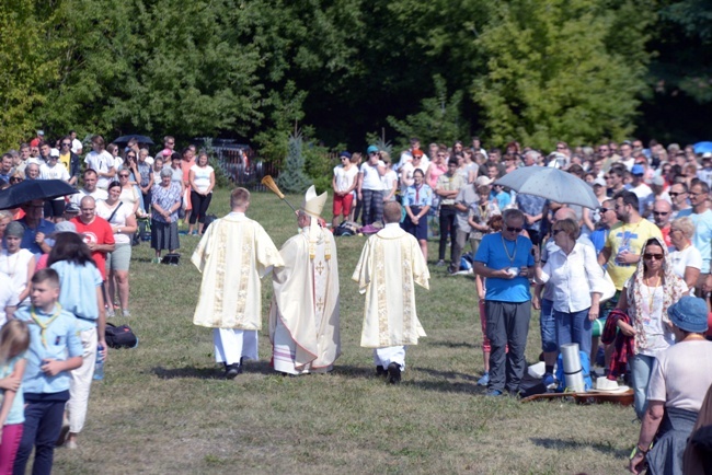 Wyjście pielgrzymki diecezji radomskiej cz. 1