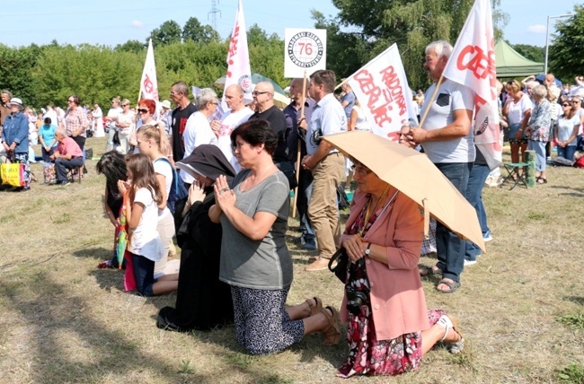 Wyjście pielgrzymki diecezji radomskiej cz. 1