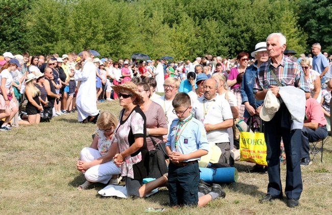 Wyjście pielgrzymki diecezji radomskiej cz. 1