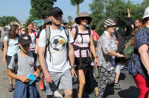 Grupa 4 i 8 - z Bielska-Białej na Jasną Górę 2019