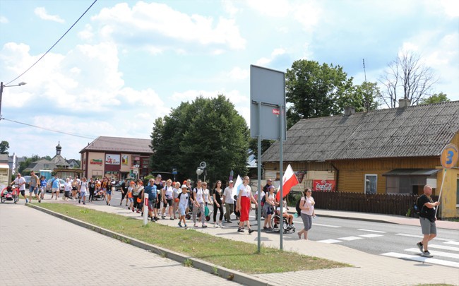 Kolumna skarżyska radomskiej pielgrzymki