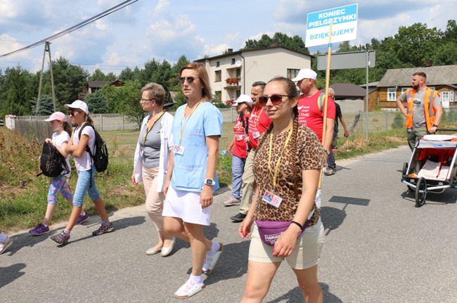 Kolumna skarżyska radomskiej pielgrzymki