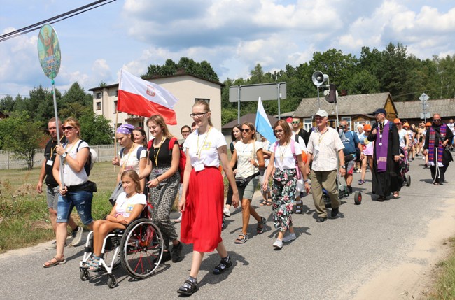 Kolumna skarżyska radomskiej pielgrzymki