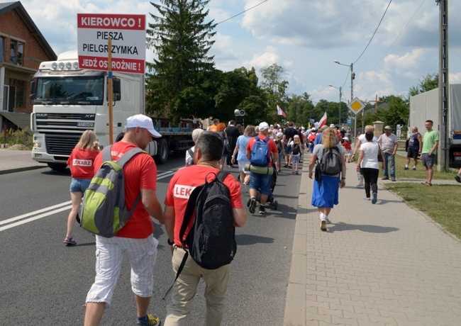 Kolumna skarżyska radomskiej pielgrzymki